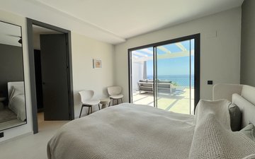 Property slide 20