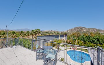 Property slide 48