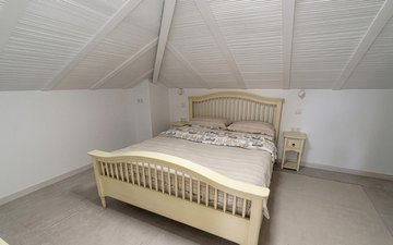 Property slide 22