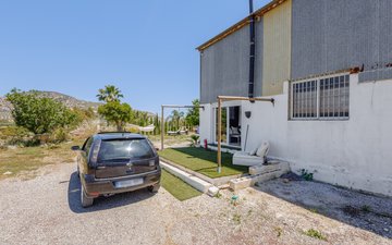 Property slide 52