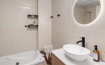 Property slide 10