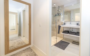 Property slide 10