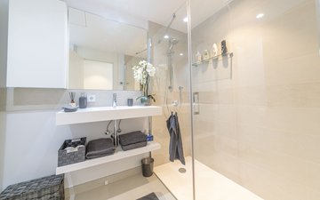 Property slide 16