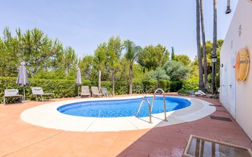 Property slide 17