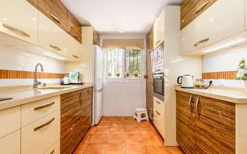 Property slide 31