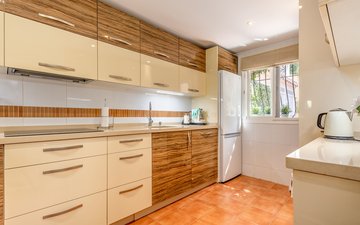Property slide 30