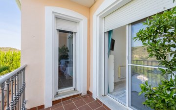 Property slide 18