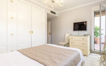 Property slide 22
