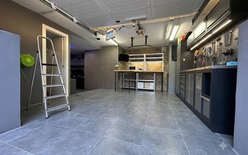 Property slide 15