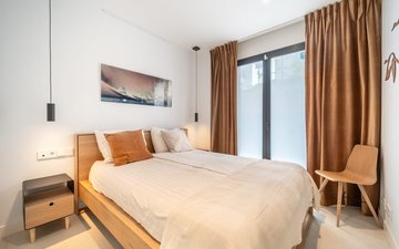 Property slide 18