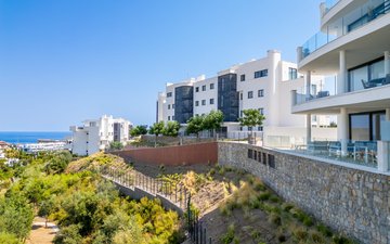 Property slide 25