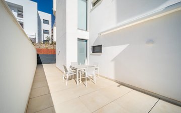 Property slide 27