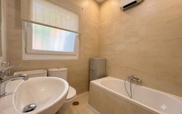 Property slide 20