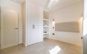 Property slide 18