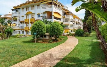 Property slide 20