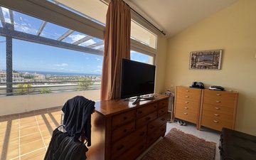 Property slide 21
