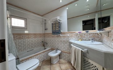 Property slide 15