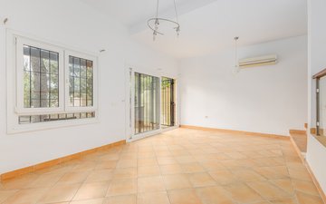 Property slide 25