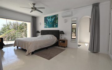 Property slide 14