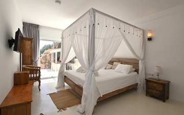 Property slide 16