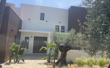 Property slide 42