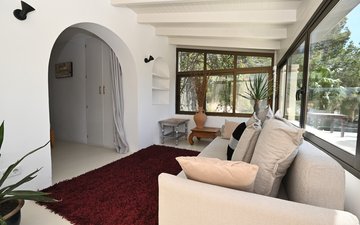 Property slide 39
