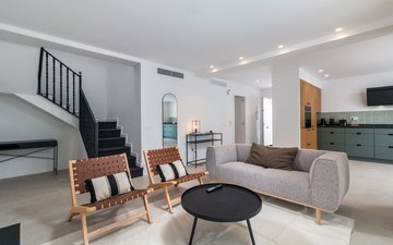 Property slide 10