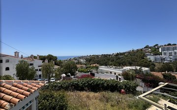 Property slide 23