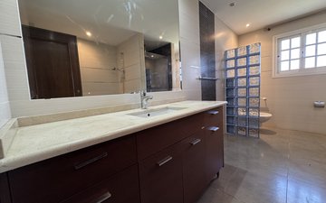 Property slide 20