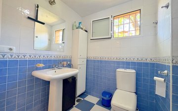 Property slide 21