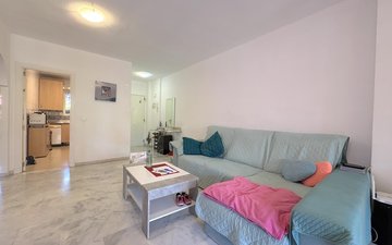 Property slide 17