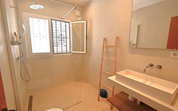 Property slide 26
