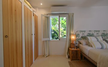 Property slide 18