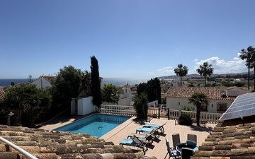 Property slide 34