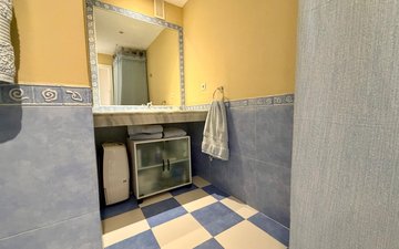 Property slide 16