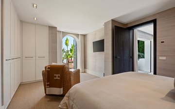 Property slide 22