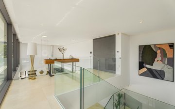 Property slide 39