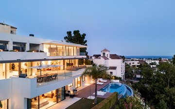 Property slide 18
