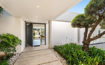 Property slide 25