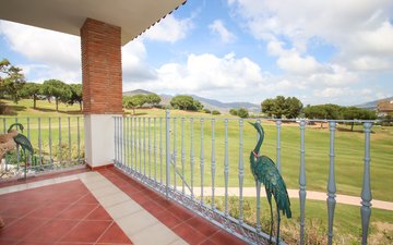 Property slide 21