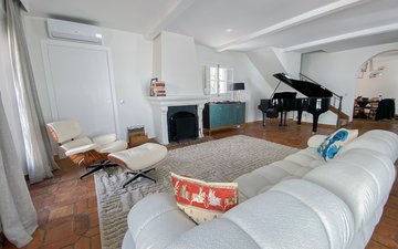 Property slide 5