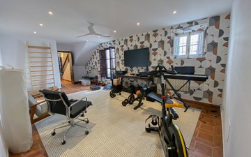 Property slide 33