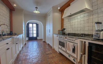 Property slide 14