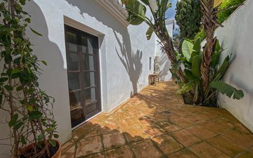 Property slide 35