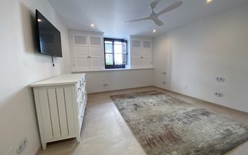 Property slide 28