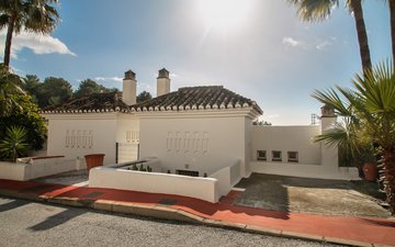 Property slide 10