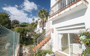Property slide 9