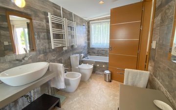Property slide 25