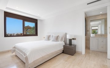 Property slide 33