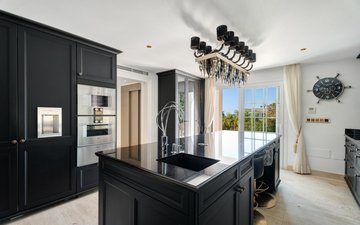 Property slide 21